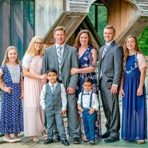 Meet your Posher, Melissa